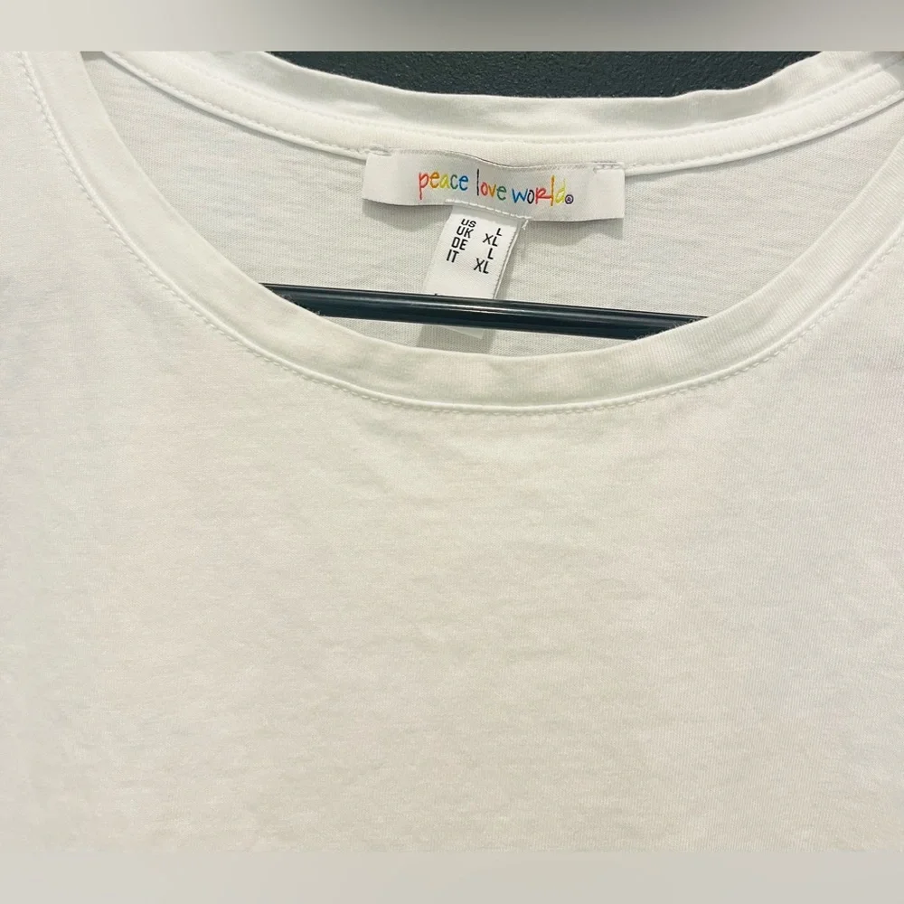 Peace Love World “This is Love” Graphic Tee… - Picture 3 of 8